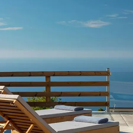Melisou Villas-cosy Little Complex With Stunning Views Kalamitsi (Lefkada)