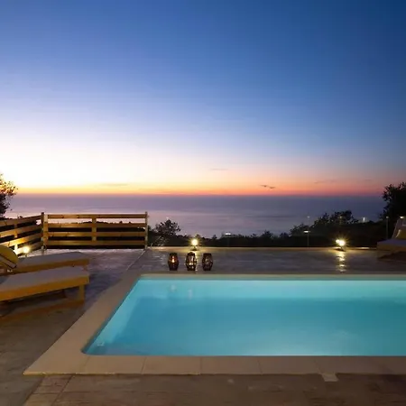 Melisou Villas-cosy Little Complex With Stunning Views Kalamitsi (Lefkada)