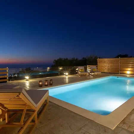 Melisou Villas-cosy Little Complex With Stunning Views Kalamitsi (Lefkada)